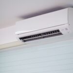 Klima curi vodu – 6 uzroka i kako da rešite problem